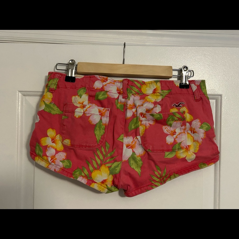 Flowered shorts